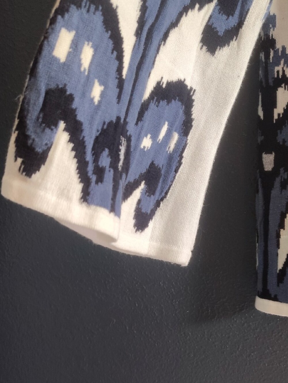 Chico's Blue, Navy & White Ikat-Pattern Crewneck Sweater - Picture 3 of 6